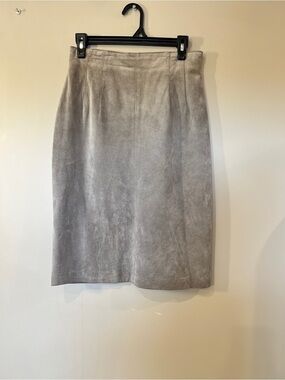 Minimalist Light Gray Suede Pencil Skirt